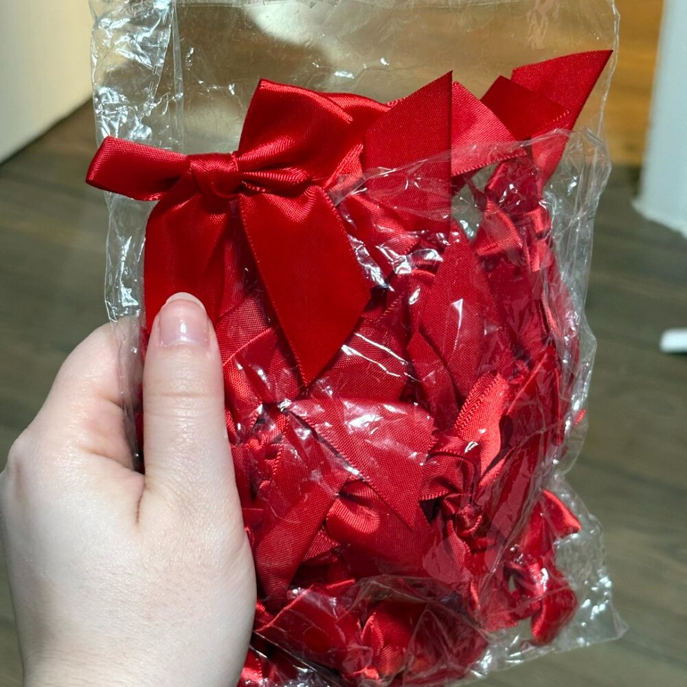 red bows full pack